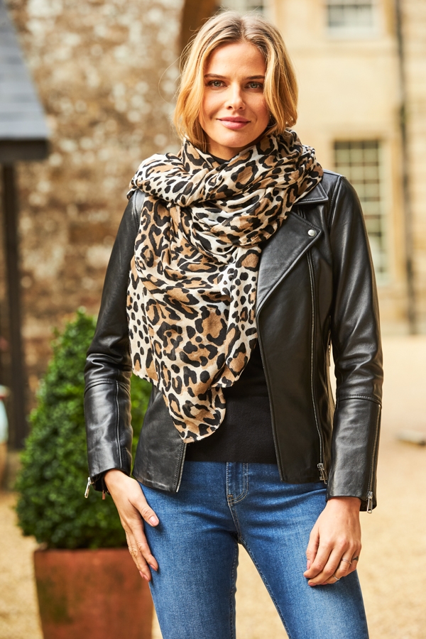 Neautral Leopard Scarf
